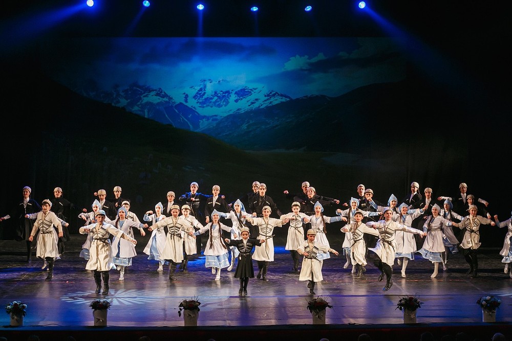 Грузинские танцы