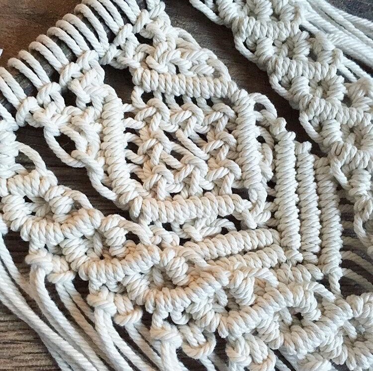 Плетение панно в технике макраме