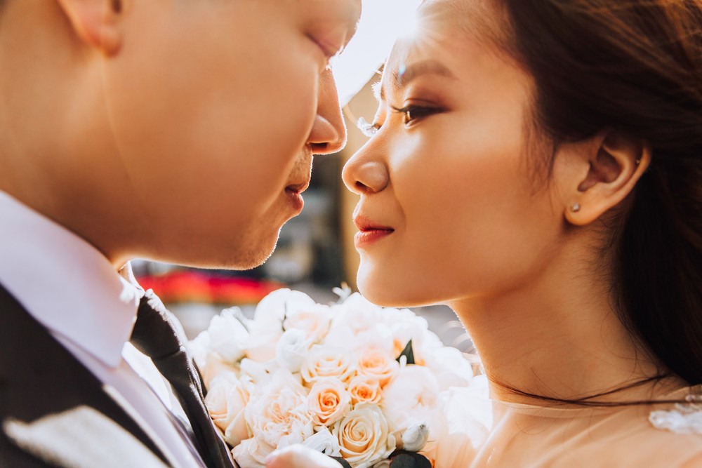 Thiệp mời - happy wedding