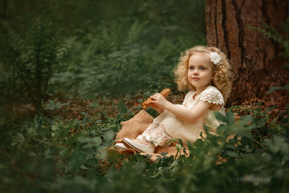 детский фотограф, фотосессия в лесу, фотосессия на пикнике