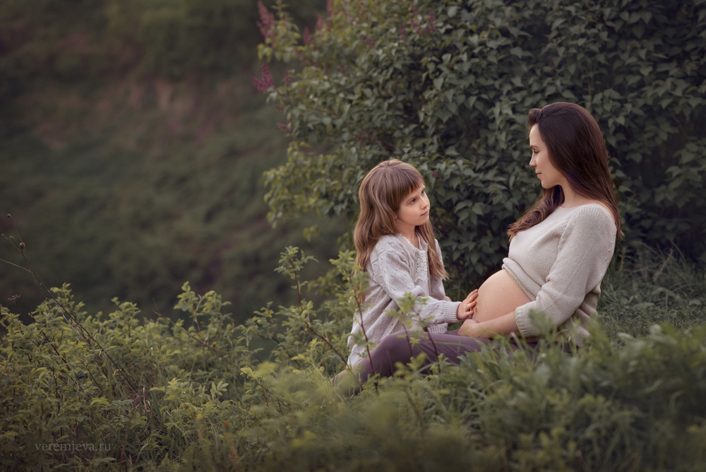 фотосесссия беременности, фотосессия мамы и дочки