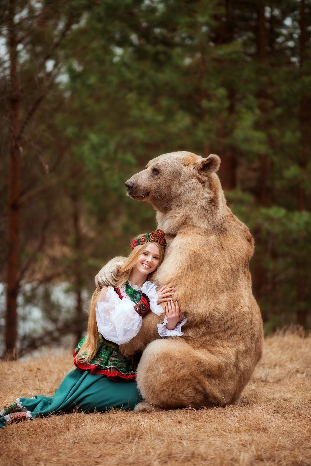 Медведь Степан фотосессия с моделями