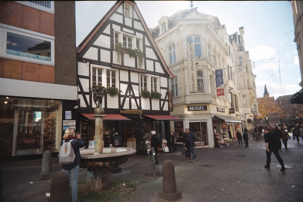 Köln – Bonn – Düsseldorf (November)